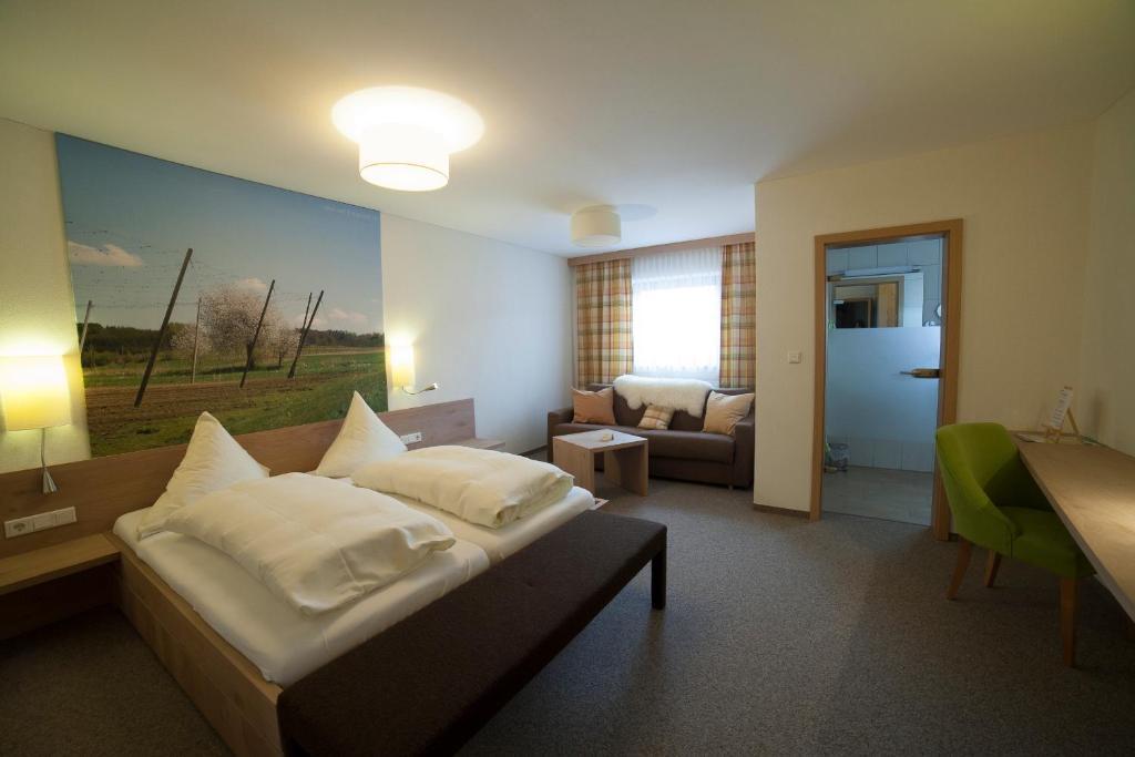 Gasthof Bogenrieder Poernbach Room photo